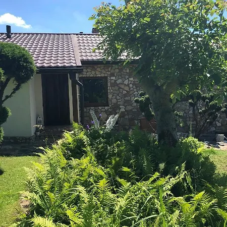 Czytelnia W Sadzie Holiday home
