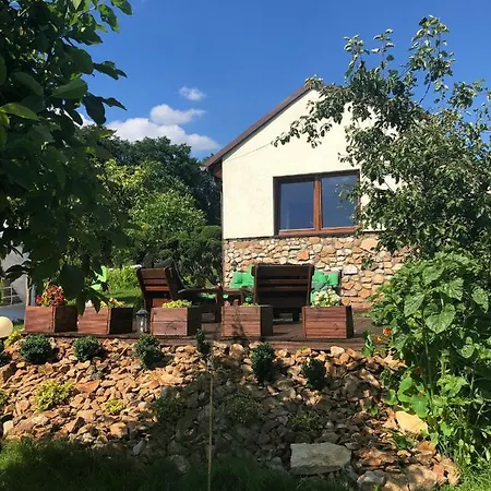 Czytelnia W Sadzie Ferienhaus